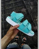 Adidas Сандалі ADILETTE — головне фото товару