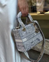 Dior Christian Dior Medium Lady D-Lite Bag Lilac/Gold — головне фото товару