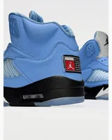 Nike Air Jordan 5 Retro 'UNC University Blue' — головне фото товару