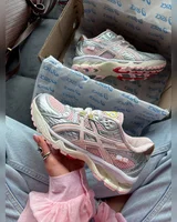 Asics Gel Nimbus 10.1 Strawberry Split Pack — головне фото товару