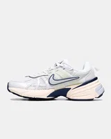 Nike V2K Run Runtekk 'Summit White Navy' — головне фото товару