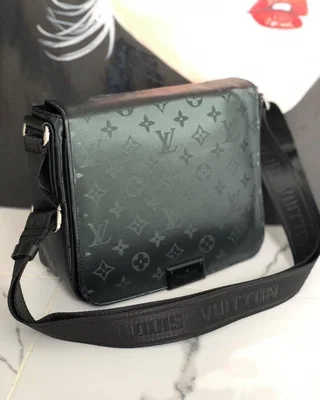 Сумка Louis Vuitton — головне фото товару