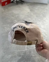 Arc'teryx Кепка beige — головне фото товару