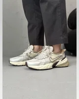 Nike V2K Runtekk Light Brown — головне фото товару