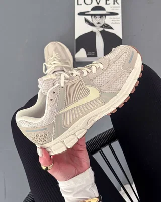 Nike Zoom Vomero Beige — головне фото товару