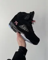 Nike Air Jordan 5 Retro Black/Blue — головне фото товару