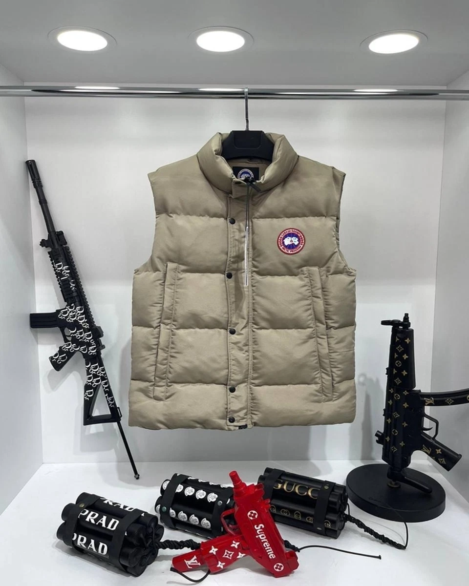 Жилет Canada Goose — головне фото товару