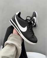 Nike Cortez Basic Black/White — головне фото товару