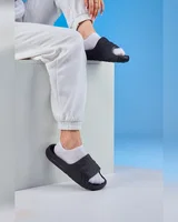 Adidas Adilette Black — головне фото товару
