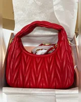 Miu Miu Wander Matelassé Nappa Leather Mini Hobo Bag Red [оригінальна брендована коробка] 21 х 23 х 7 — головне фото товару