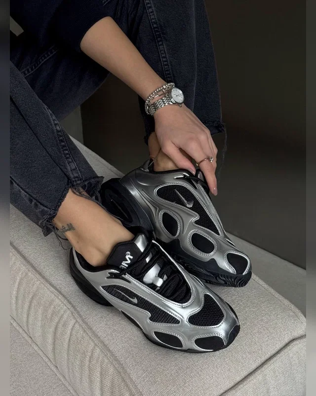 Nike WMNS AIR MAX MUSE BLACK METALLIC SILVER — головне фото товару