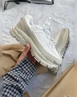 Nike Zoom Vomero Roam White/Beige — головне фото товару