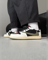 Nike Air Jordan 1 Low x Travis Scott Olive — головне фото товару