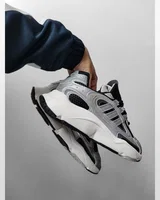 Adidas Ozmillen Black Silver White — головне фото товару