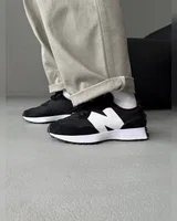 New Balance Wmns 327 'Black' — головне фото товару