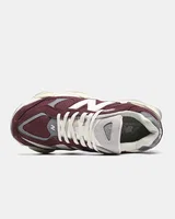 New Balance 9060 'Washed Burgundy' — головне фото товару
