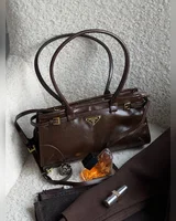 Prada Medium Leather Handbag Brown 33 х 17 х 10(трішки інша) — головне фото товару