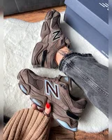 New Balance 9060 Brown Ice — головне фото товару