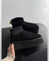 UGG Classic Dipper Low Black — головне фото товару