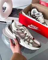 Nike V2k Run Mink Brown Summit White College Grey — головне фото товару