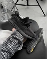 Adidas Yeezy 350 Cinder — головне фото товару