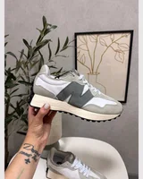 New Balance 327 Grey White — головне фото товару