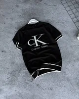 Футболка Calvin Klein — головне фото товару