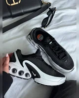 Nike Air Max Dn Casual Black/White — головне фото товару