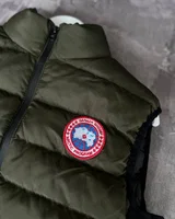 Жилет Canada Goose — головне фото товару