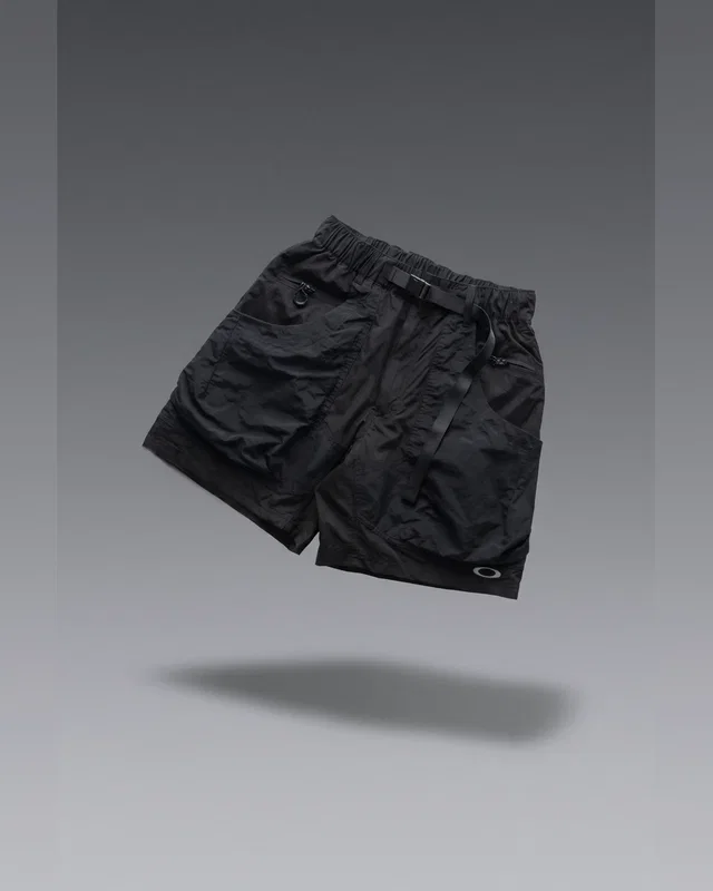 Oakley Tech Cargo Shorts Black — головне фото товару