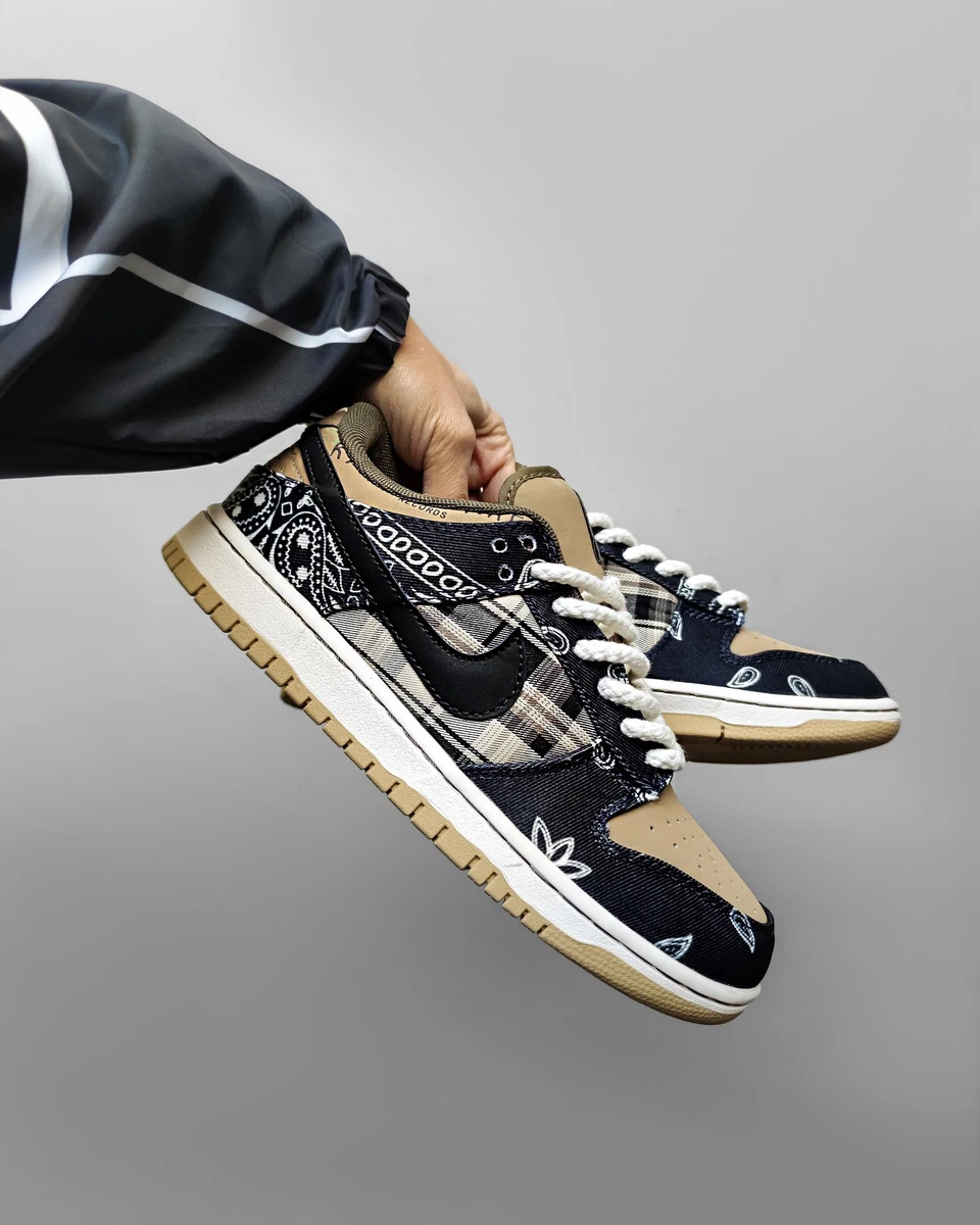 Nike Travis Scott x Dunk Low Fur — головне фото товару