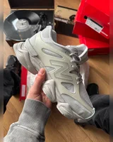 New Balance 9060 Grey — головне фото товару