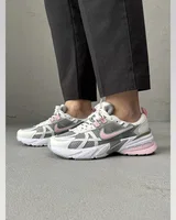 Nike V2K Runtekk Beige/Grey/Pink — головне фото товару