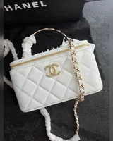 Chanel vanity bag with mirror White — головне фото товару