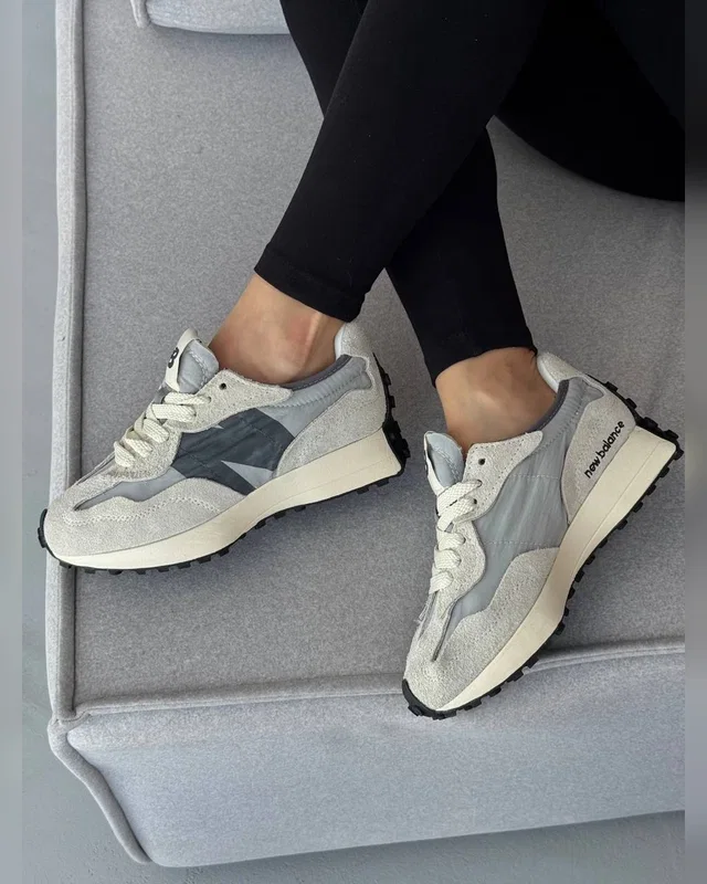 New Balance 327 Grey/Black — головне фото товару