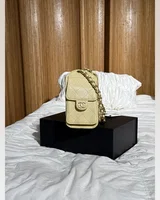 Chanel 25 Micro Handbag in Grained Calfskin in Yellow/Gold 22 х 15 х 10 см — головне фото товару