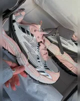 Off White Be Right Back/Light Pink — головне фото товару
