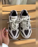 New Balance 9060 Beige/Brown — головне фото товару