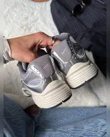 Nike V5 RNR Metallic Silver/Grey — головне фото товару