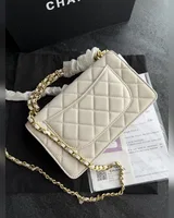 Chanel Wallet on chain Milk — головне фото товару