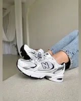 New Balance 530 white blue — головне фото товару