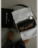 COACH Coach Tabby Shoulder Bag 26 In Signature Canvas Black/Beige [крафтова коробка] 26 x 14 x 7(інша підкладка) COACH — головне фото товару