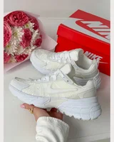 Nike V2K Runtekk White Flowers — головне фото товару
