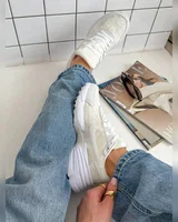 Nike V2K Runtekk White Flowers — головне фото товару