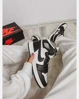 Nike Air Jordan 1 black — головне фото товару