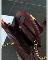 Chanel Kelly Bag Shiny Aged Calfskin Burgundy & Gold Hardware Коробка магніт 18х12х5.5 — головне фото товару
