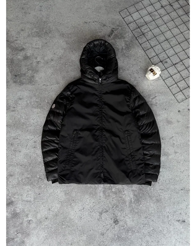Куртка Moncler — головне фото товару
