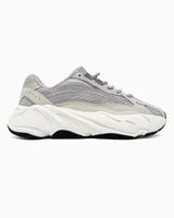 Adidas Yeezy Boost 700 V2 Static — головне фото товару
