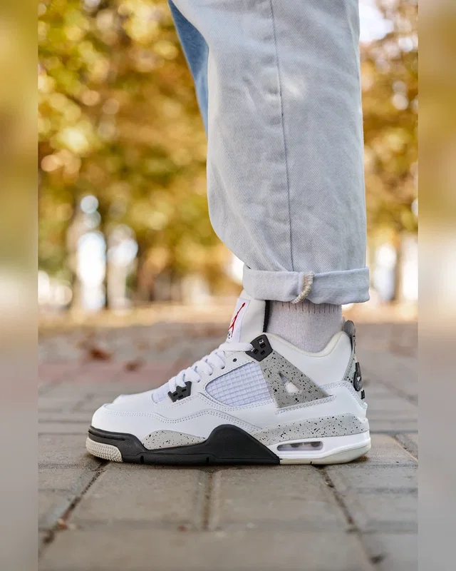 Nike Air Jordan Retro 4 White Cement — головне фото товару