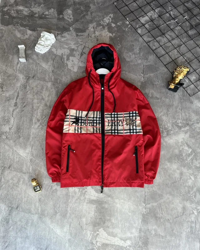 Куртка Burberry — головне фото товару